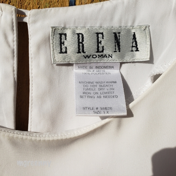 White Short Sleeved Shell Blouse 1X - Picture 3 of 6